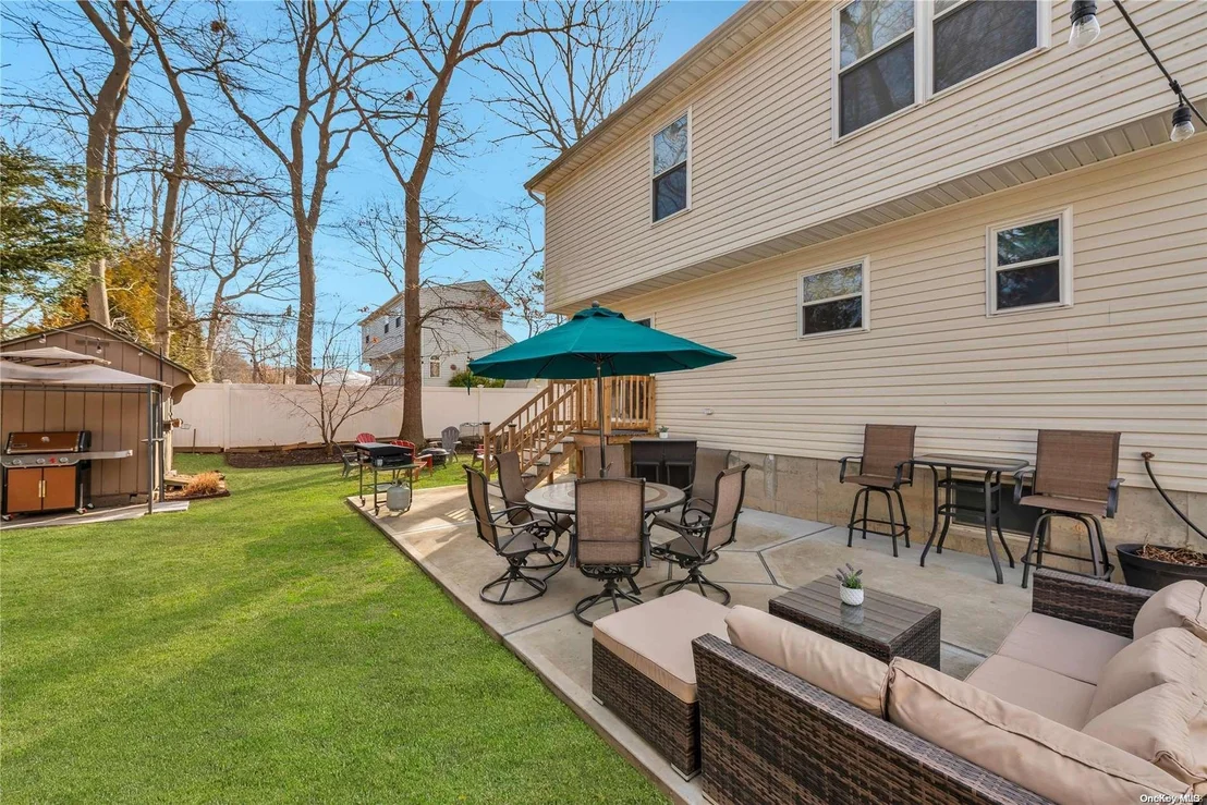 Photo of 1 Rockledge Drive