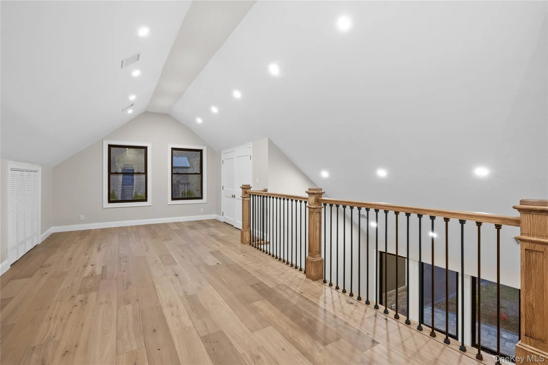 Photo of 11 Ranch Place