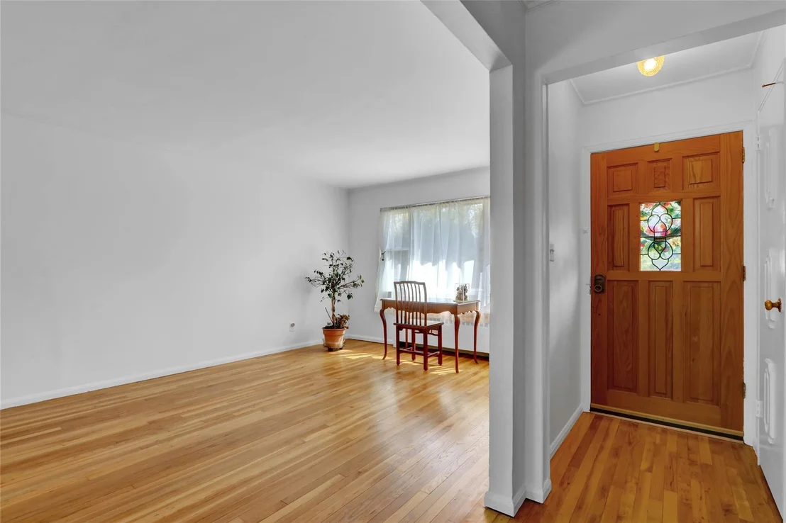 Photo of 83 Gerhard Road