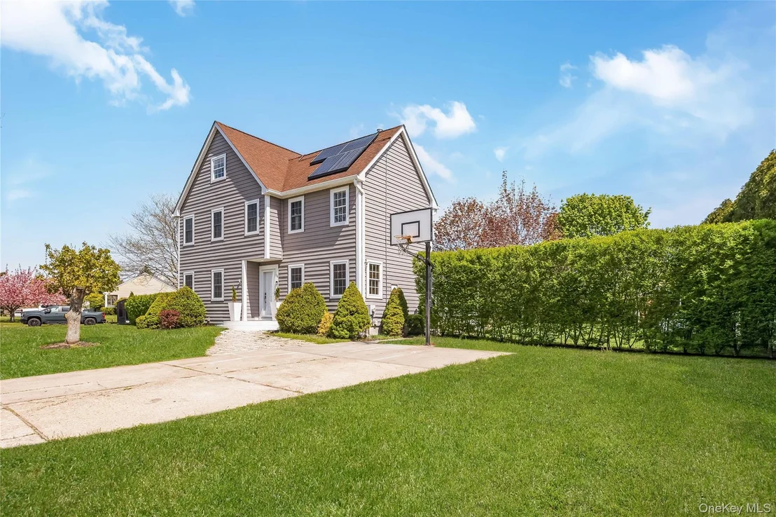 Photo of 56 Arrowhead Avenue