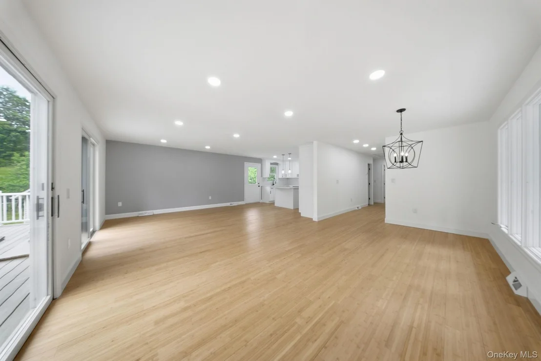 Photo of 225 Upper Road