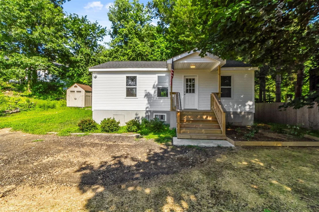 Photo of 50 Deerfield Road