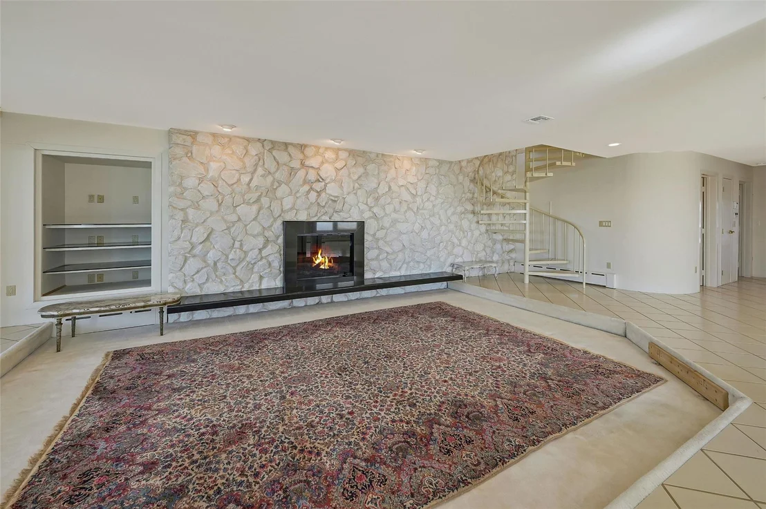 Photo of 48 Grandview Drive