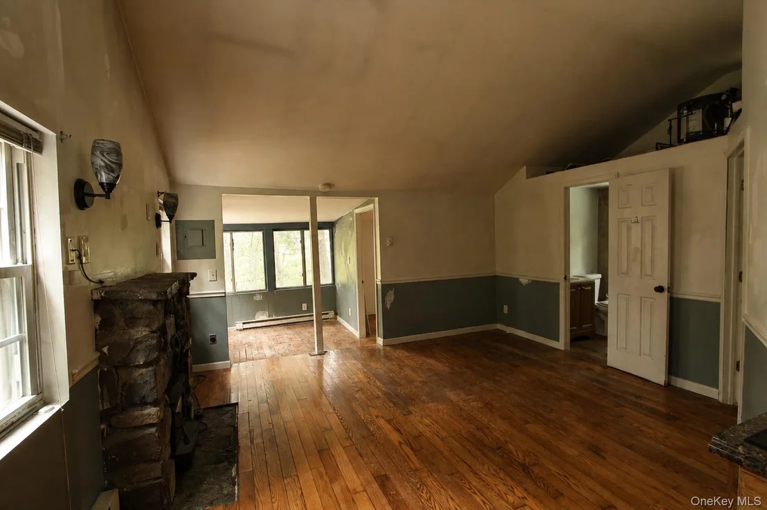 Photo of 10 Lookout Trail