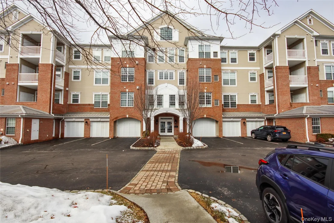 Photo of Unit 323 at 323 Regency Drive