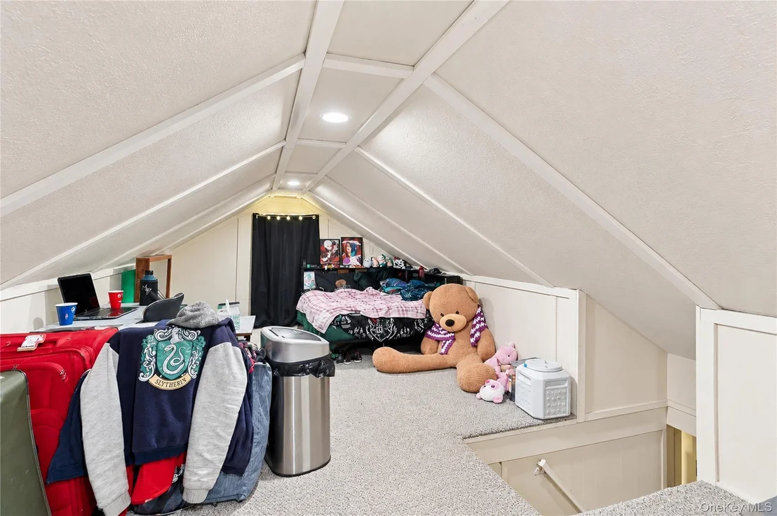 Photo of 18 Underhill Avenue