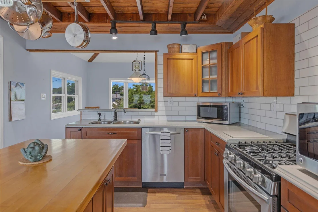Photo of 55 Oceanview Drive