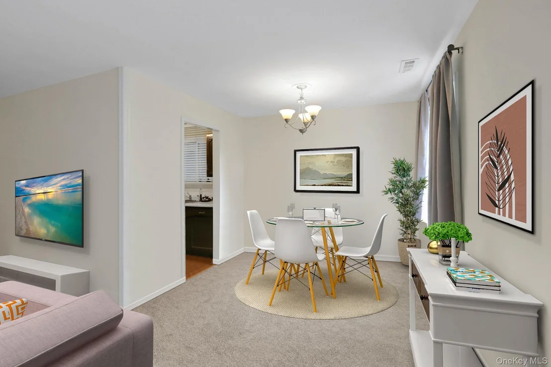 Photo of Unit E at 302 Commons Way