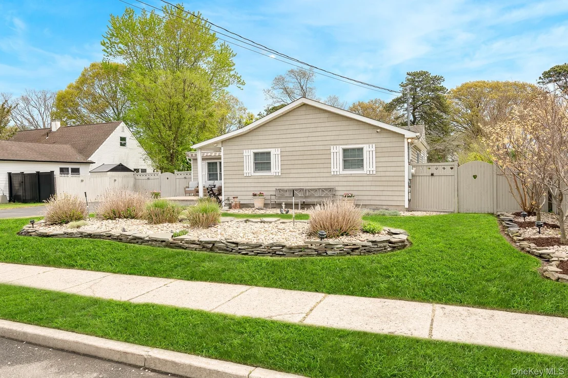 Photo of 21 Eisenhower Road