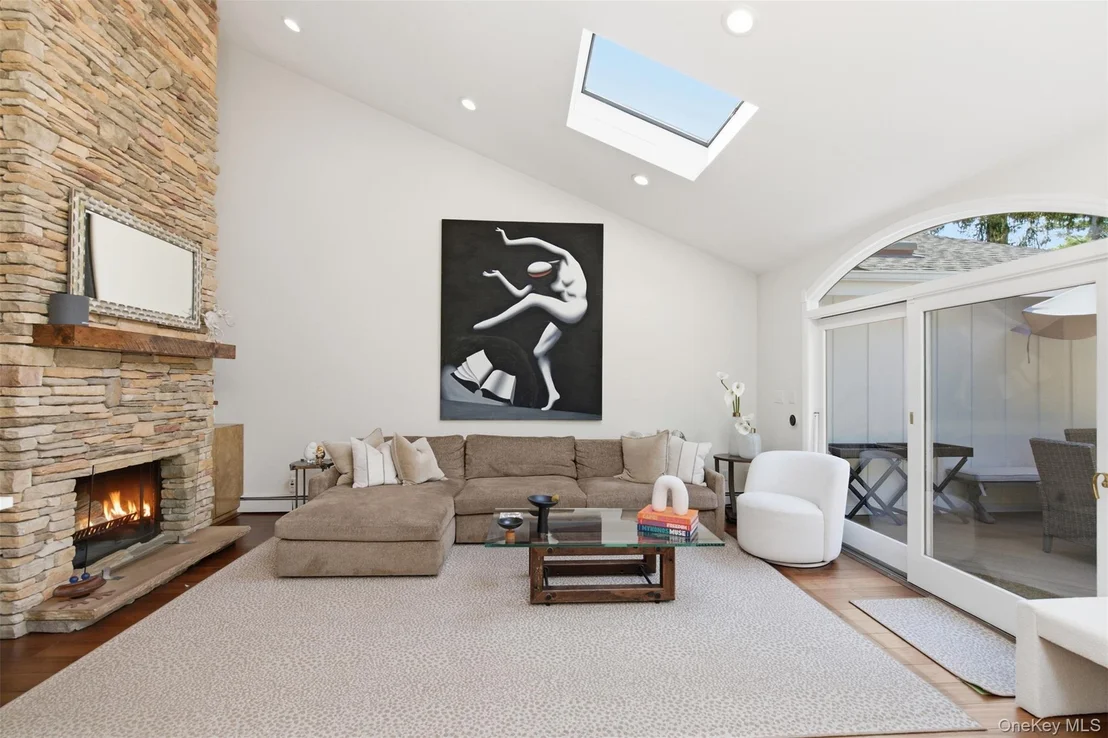 Photo of 21 Kristi Drive