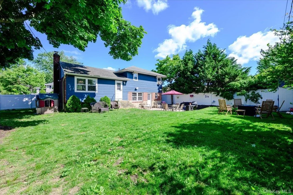 Photo of 120 Sutton Drive