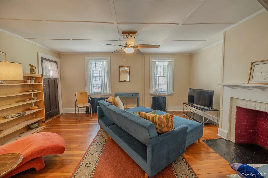 Photo of 11 Kemble Avenue