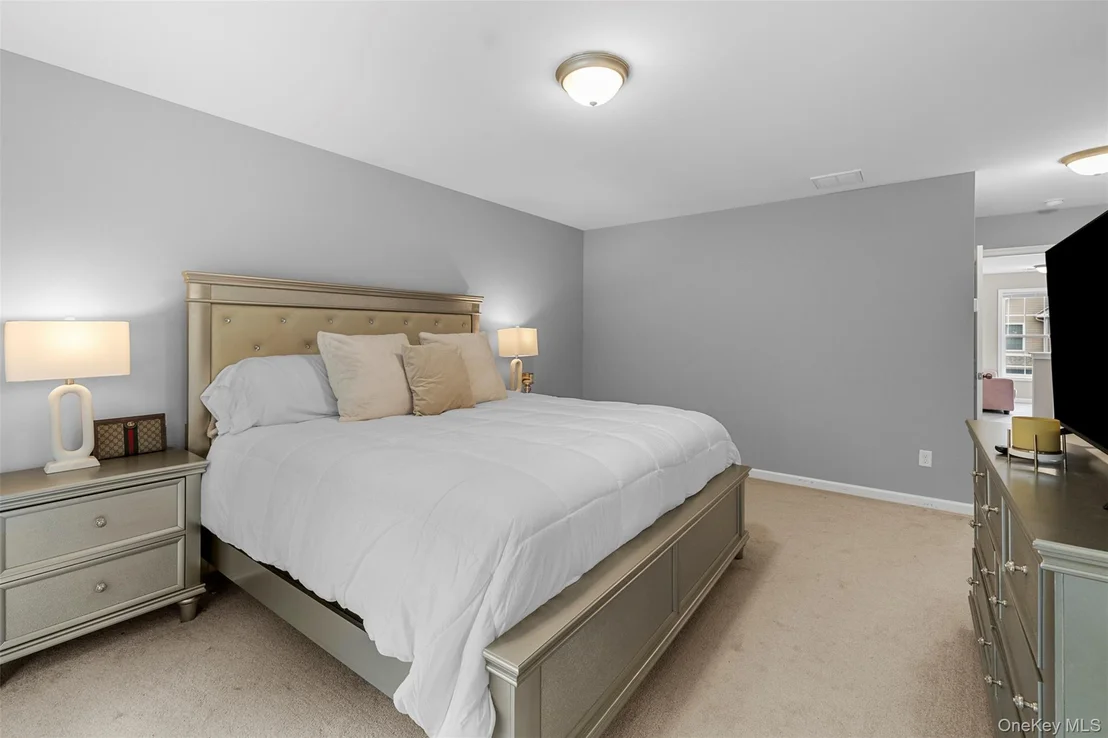 Photo of 28 Pinto Road W