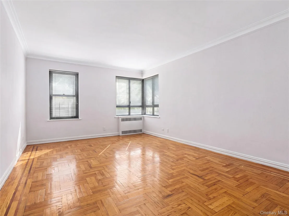 Photo of Unit 3H at 4445 Post Road