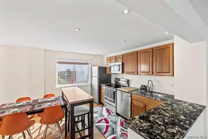 Photo of 31 Wayne Avenue