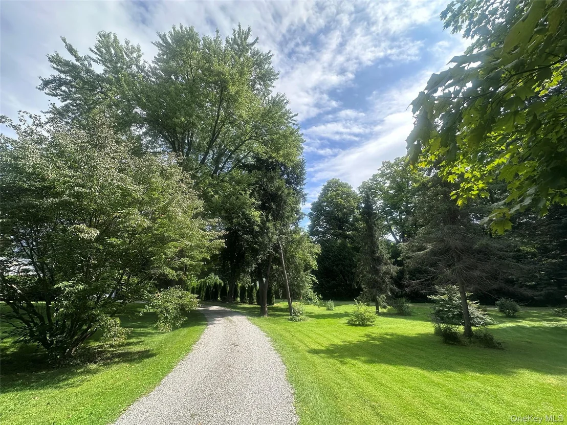 Photo of 3244 Sharon Turnpike