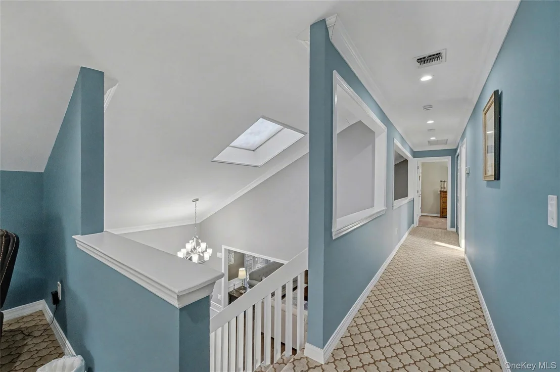 Photo of 8 Paddock Drive