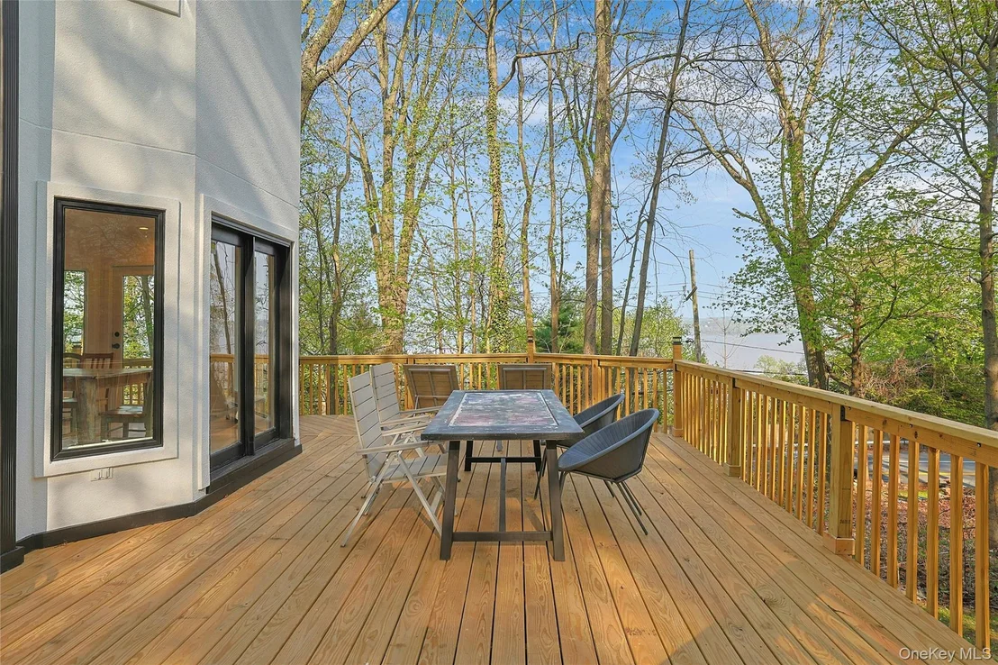 Photo of 6 Treeline Terrace