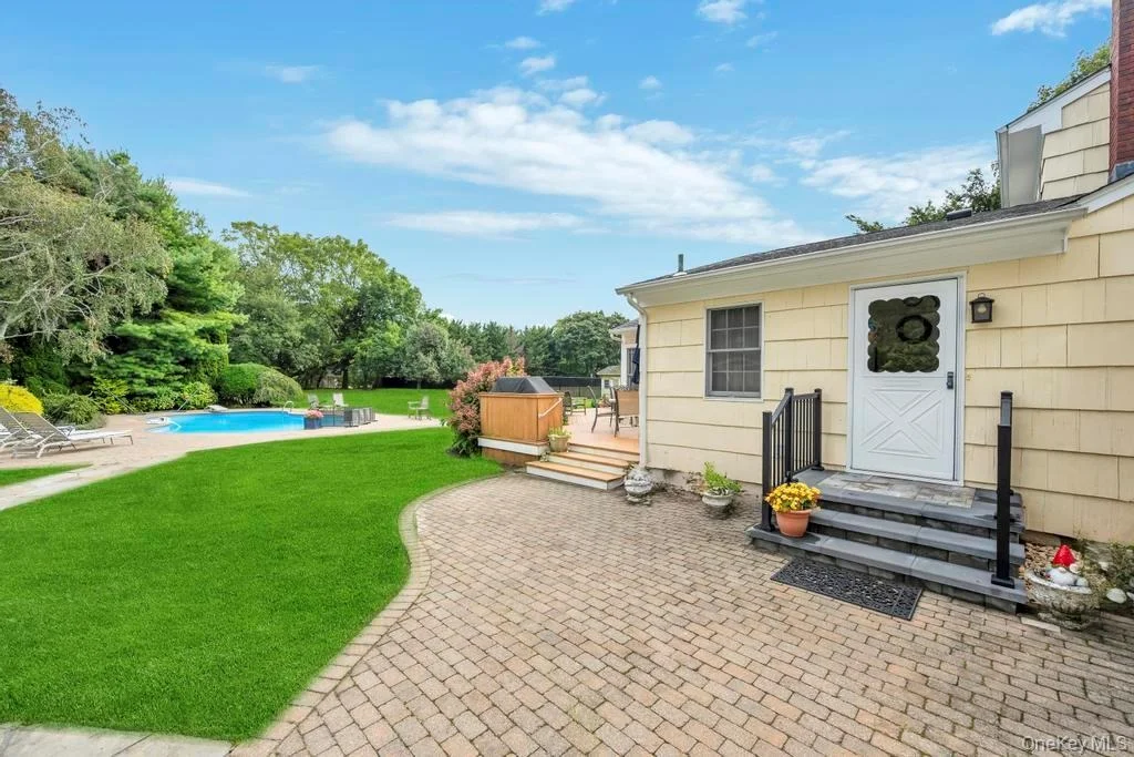 Photo of 375 Ocean Avenue