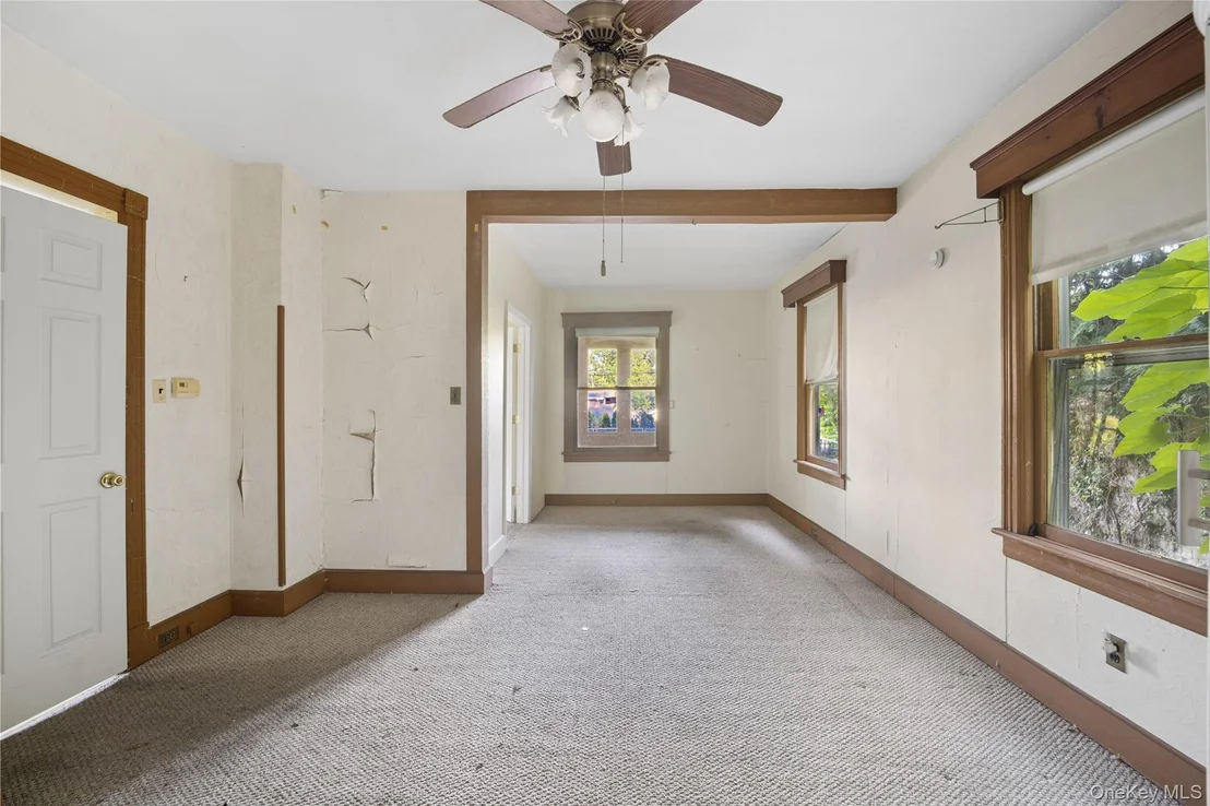 Photo of 25 River Road