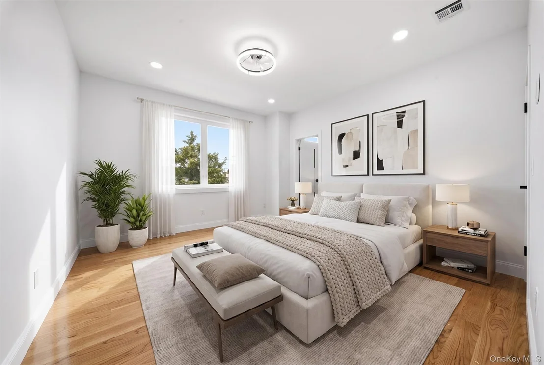 Photo of 387 Sherbourne Road
