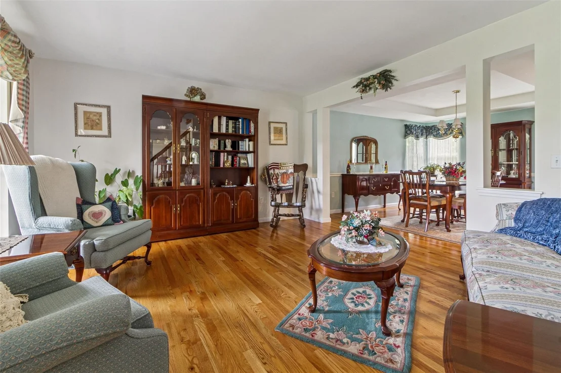 Photo of 15 Evergreen Drive