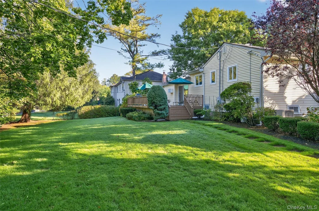 Photo of 80 Walnut Drive