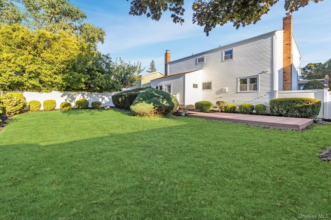 Photo of 123 Erlanger Boulevard