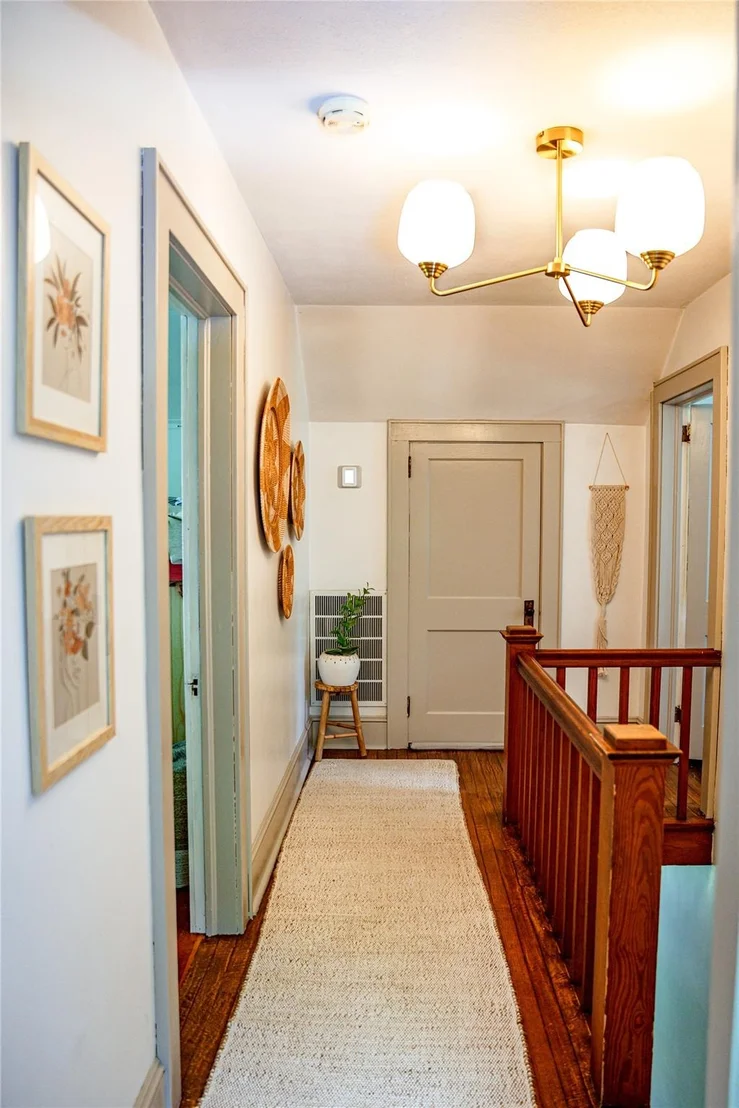 Photo of 222 Lakeside Road