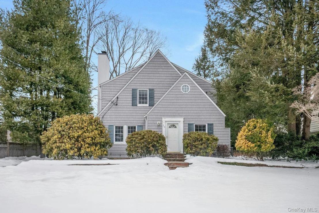 Photo of 25 Maple Road
