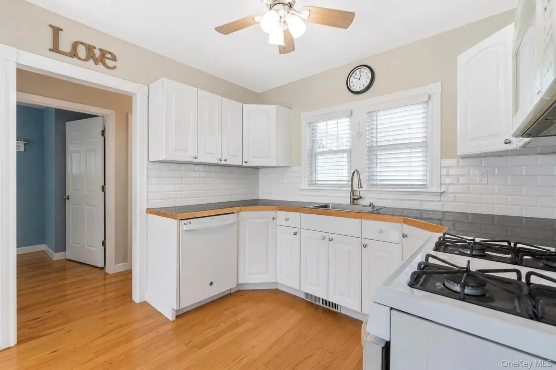 Photo of 30 Pansy Road