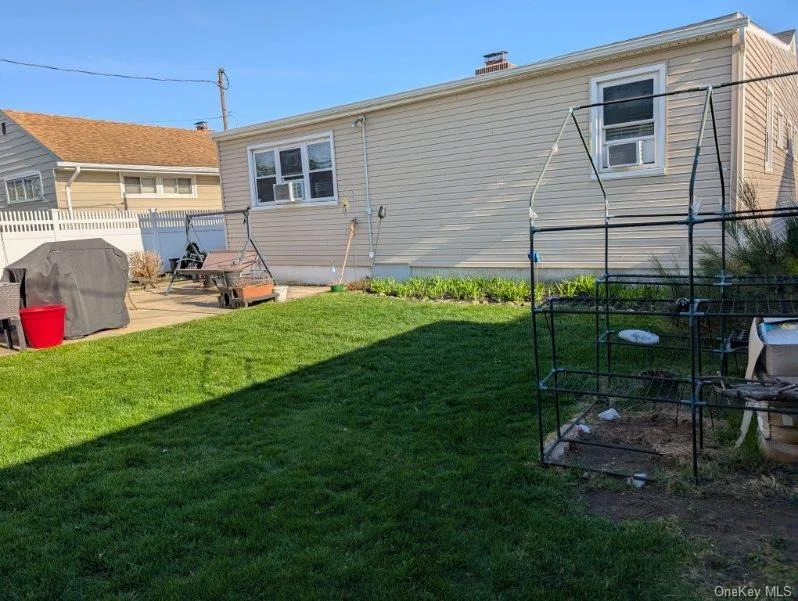 Photo of 44 Hubbard Avenue