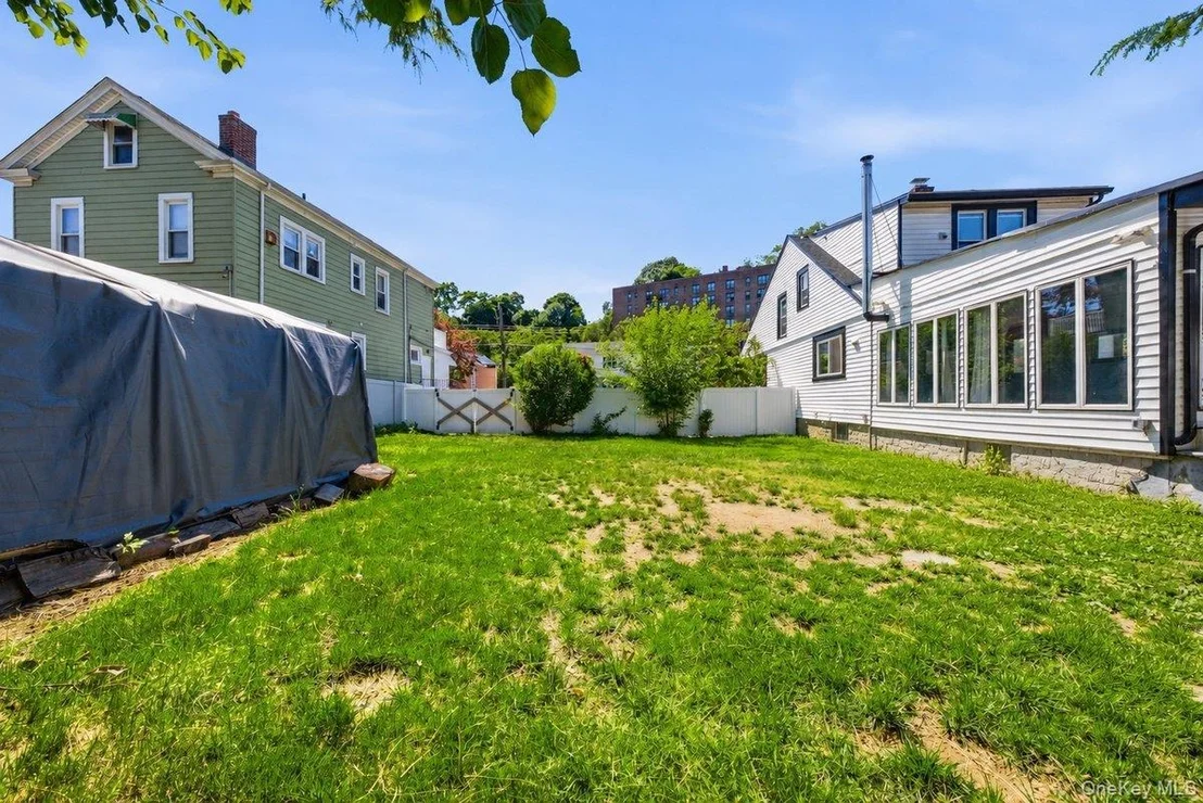 Photo of 172 Crescent Place