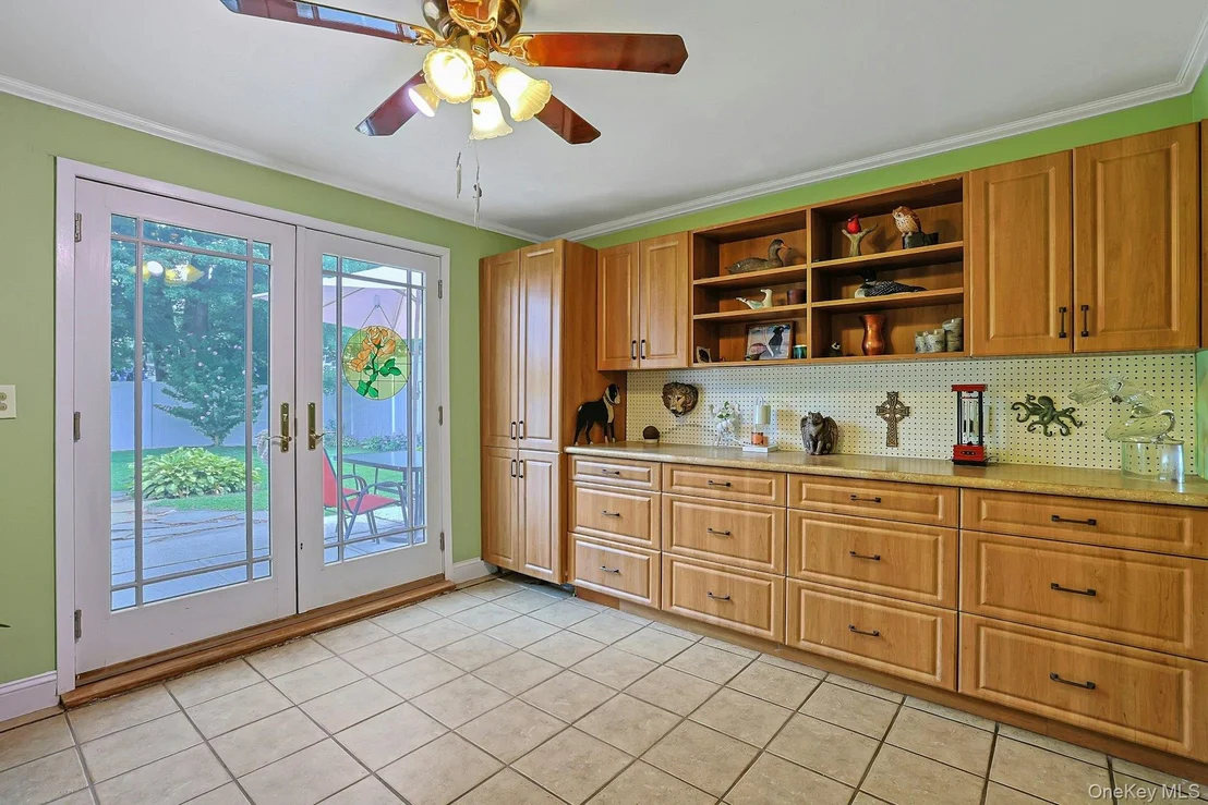 Photo of 157 Whitman Road