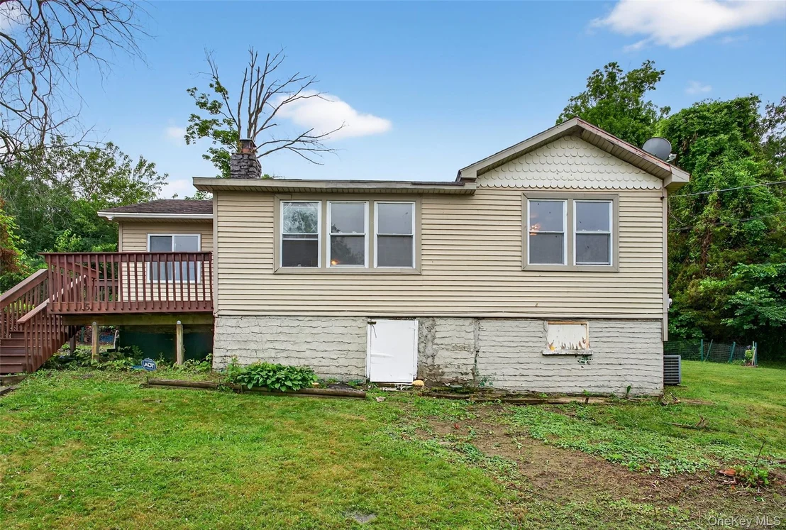 Photo of 15 Claremont Trail