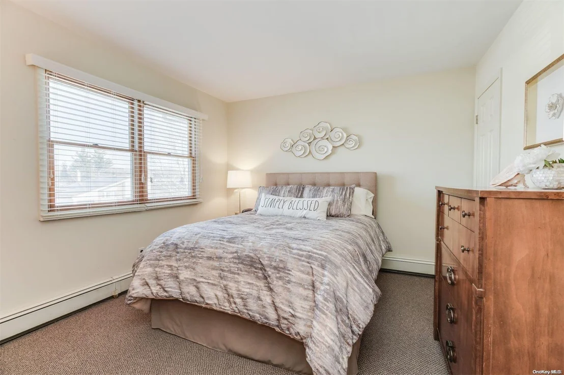 Photo of 24 Seminole Drive