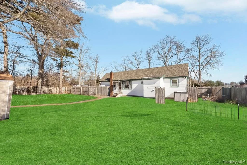 Photo of 114 Monroe Drive