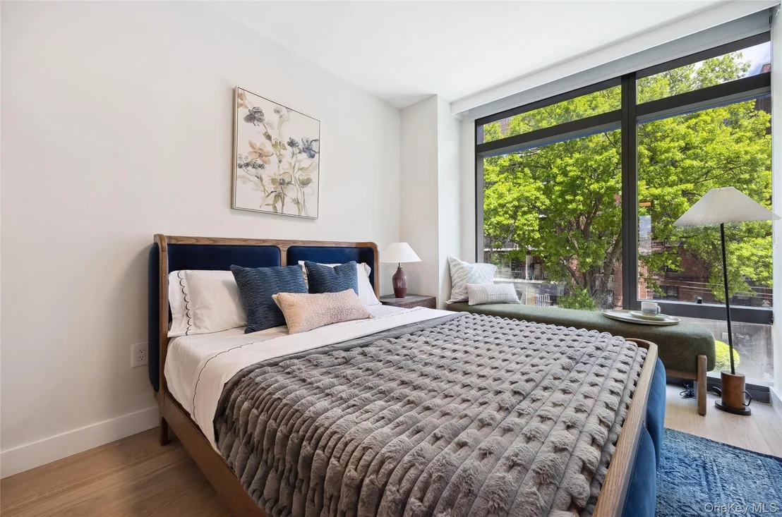 Photo of Unit 708 at 38-20 Parsons Boulevard
