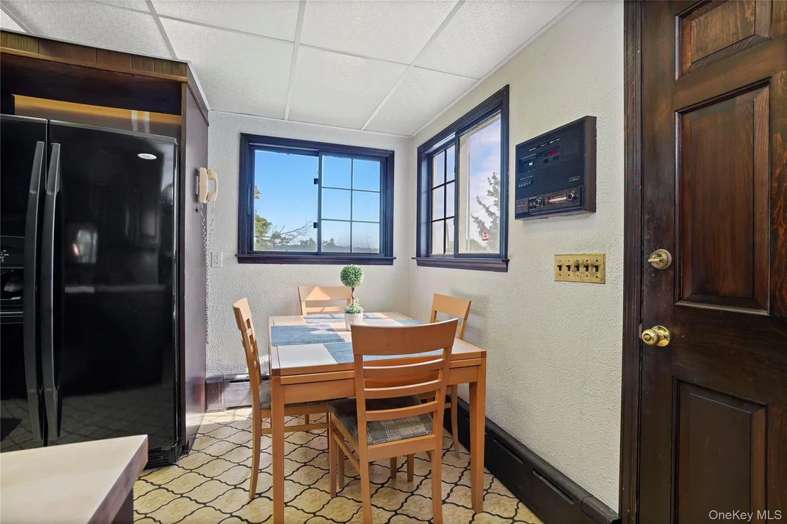 Photo of 11 Riverview Avenue