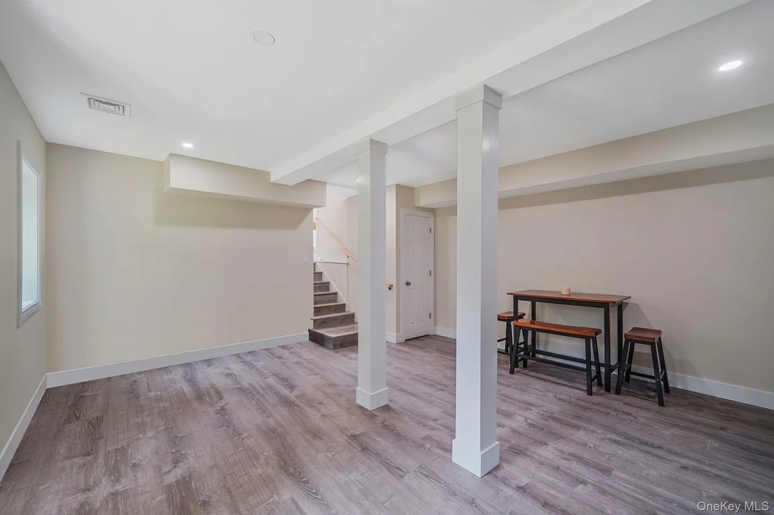 Photo of 25 Cherry Lane