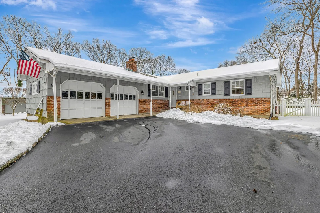Photo of 98 Hillside Avenue