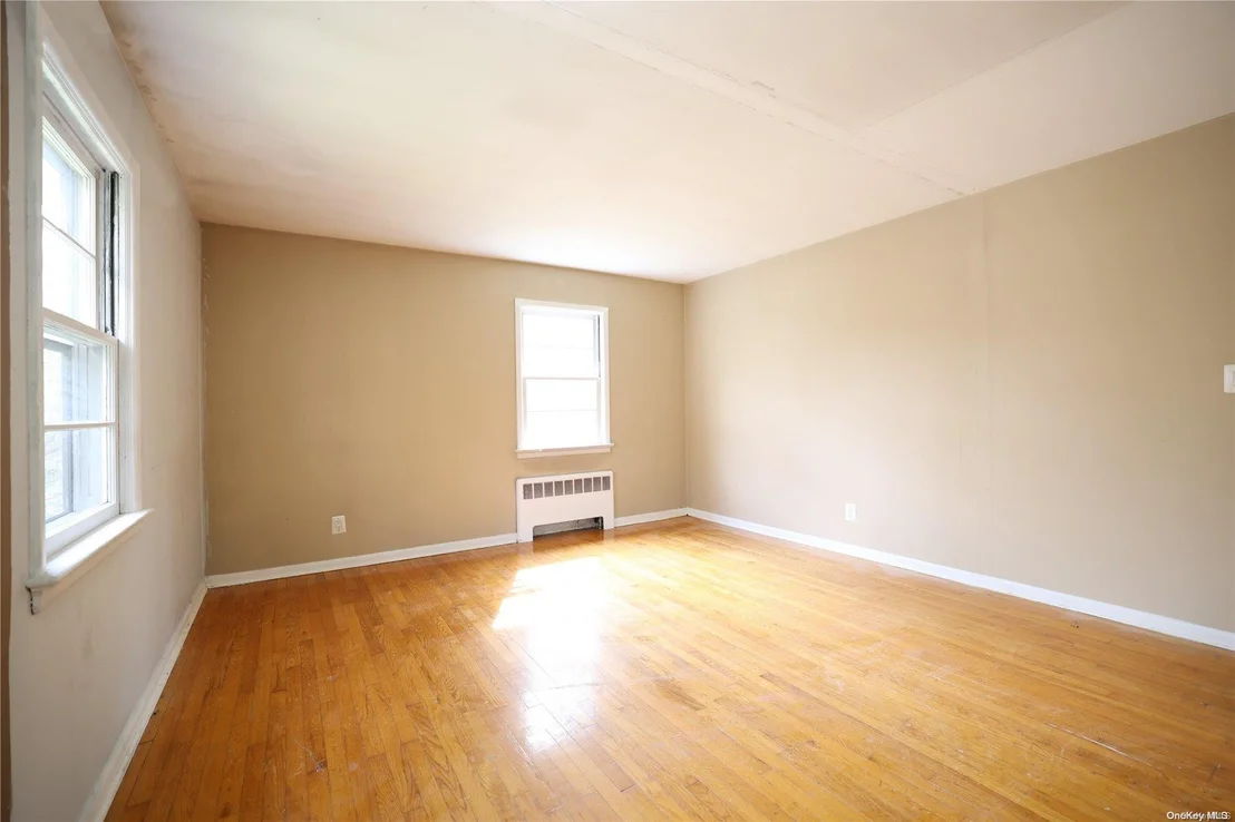 Photo of 75 Underhill Road