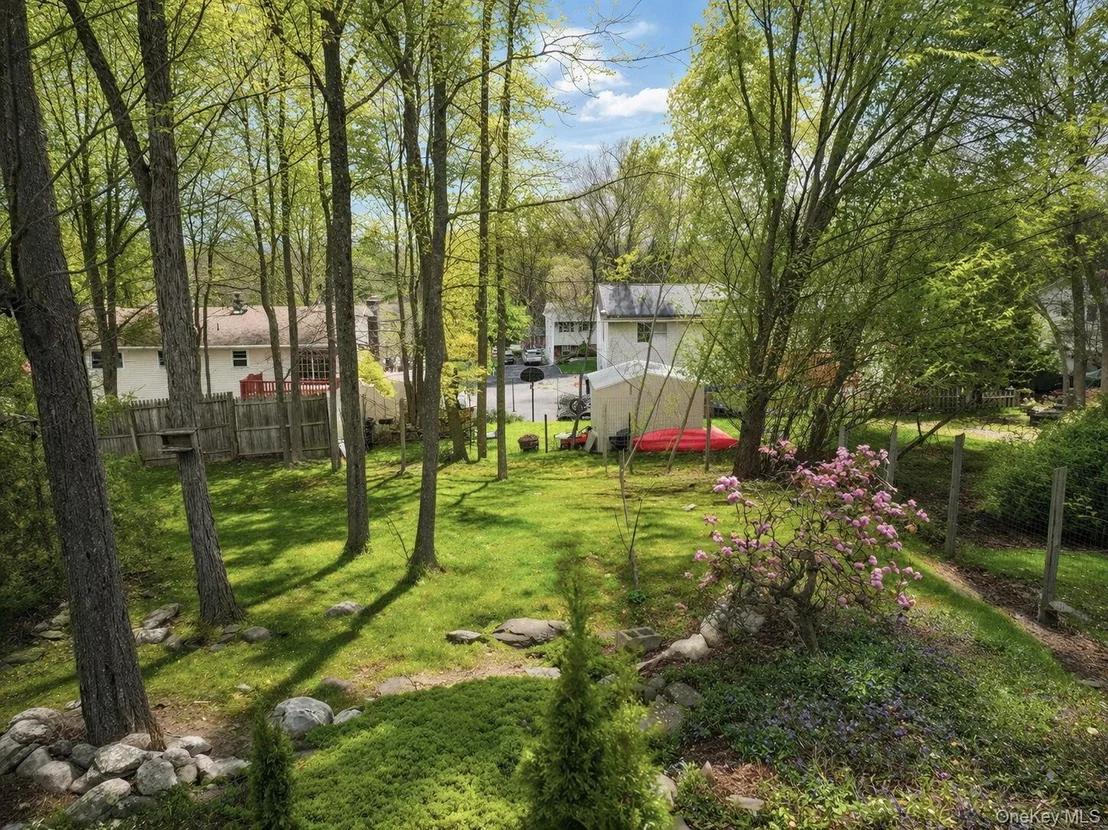 Photo of 40 Poplar Drive