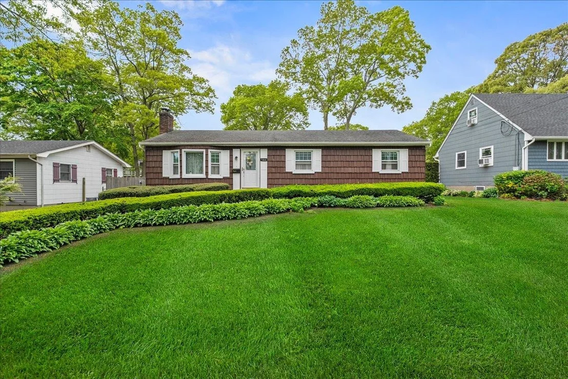 Photo of 164 N Prospect Avenue