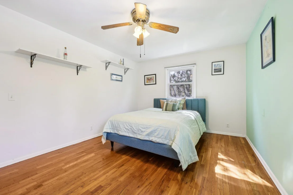 Photo of 16 Holly Lane