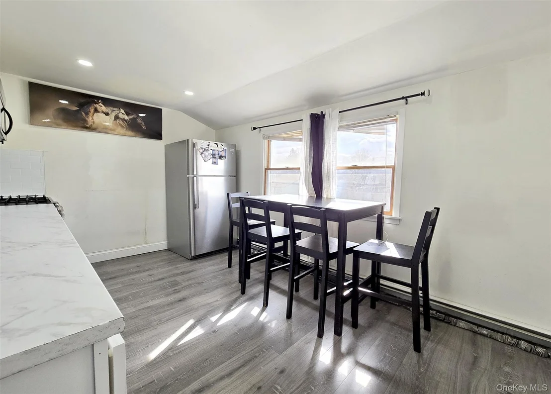 Photo of 17 Gregory Drive