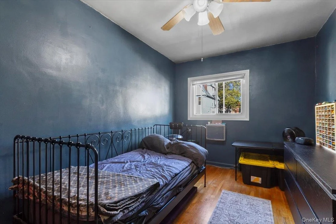 Photo of 1012 Vincent Avenue