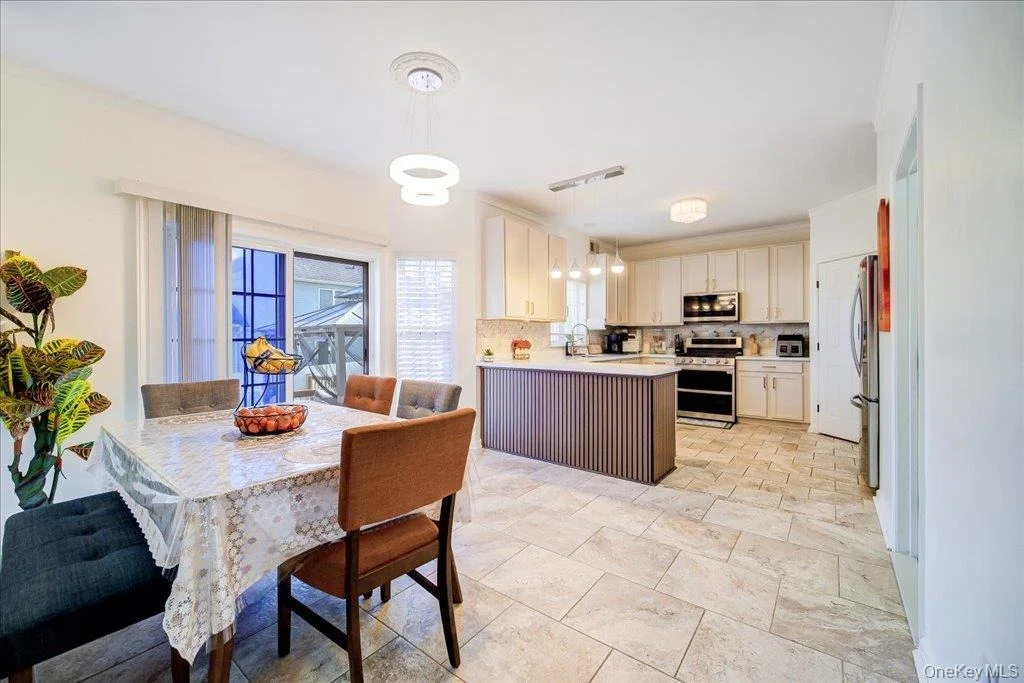 Photo of 2723 Colonial Drive
