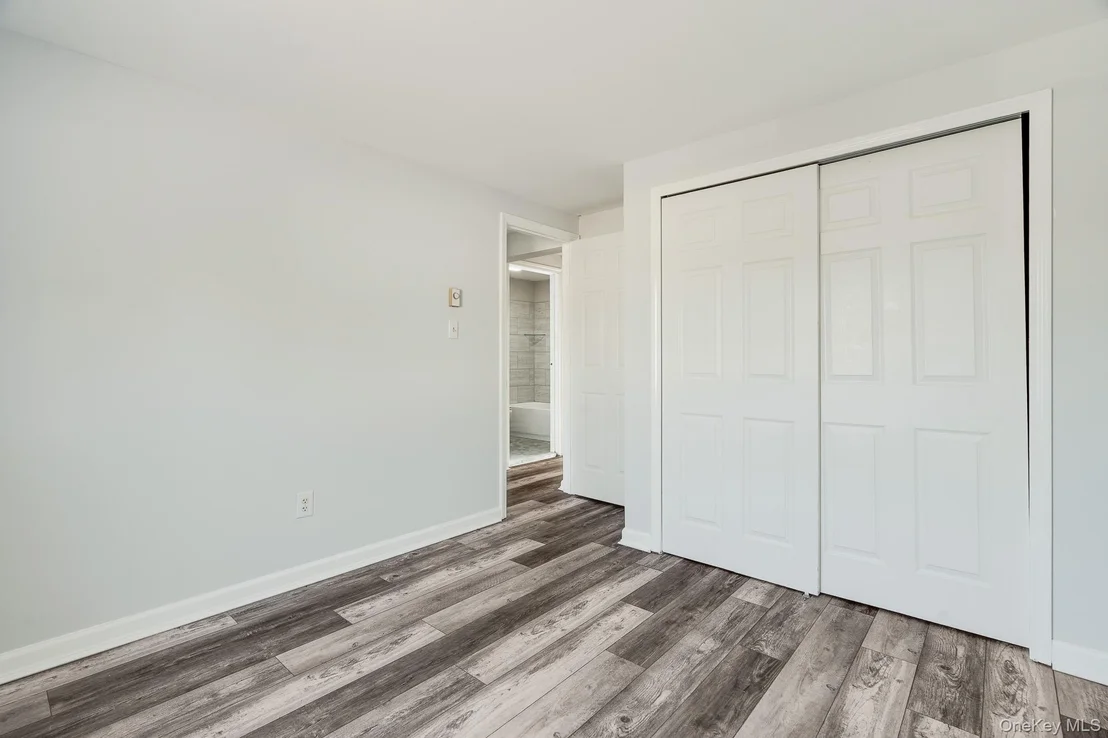 Photo of 102 Rinaldi Boulevard