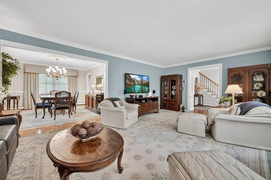 Photo of 38 Middale Road